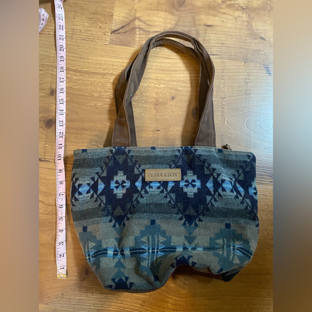 Pendleton hand bag. Great condition!